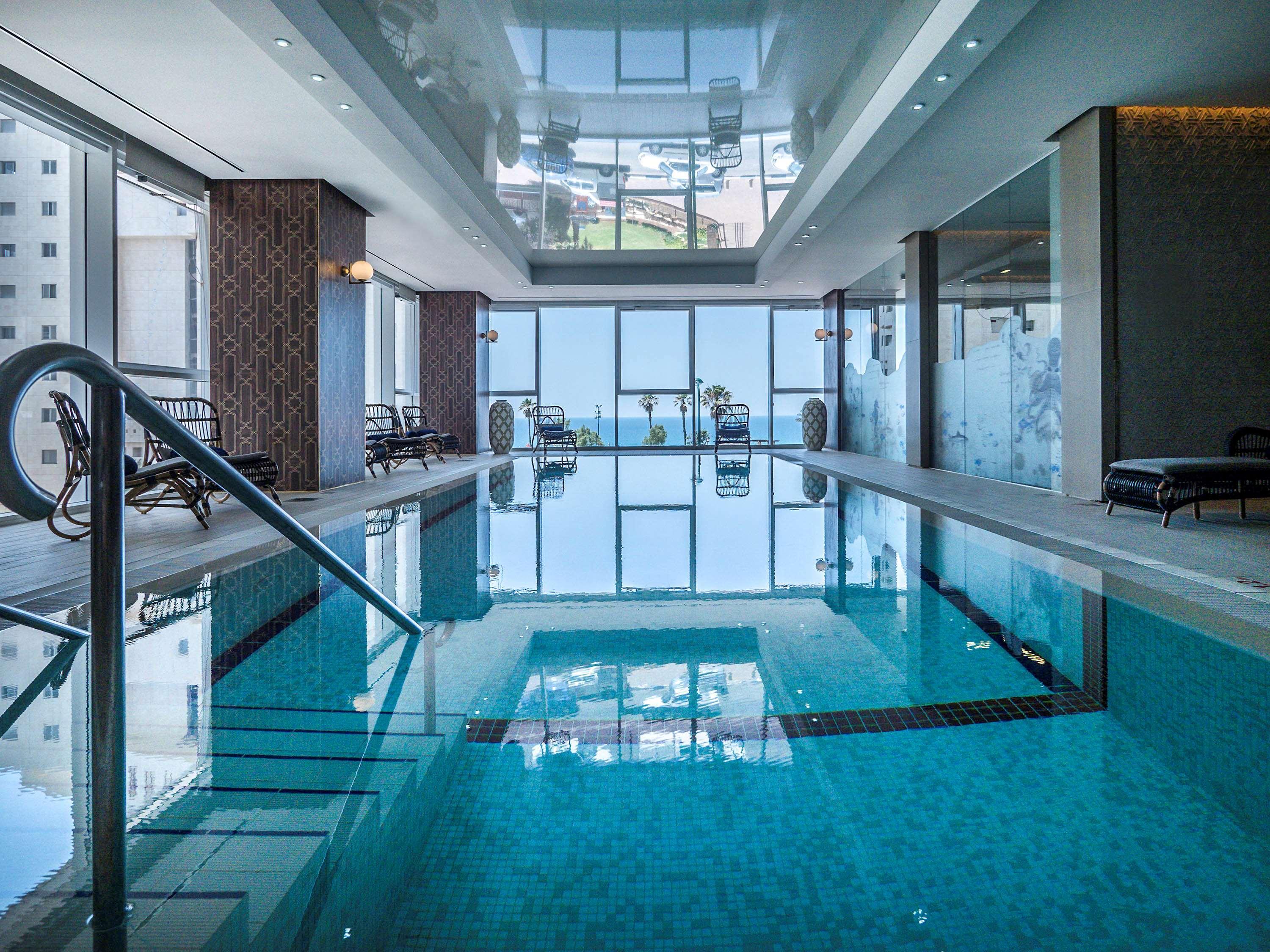 David Tower Hotel Netanya By Prima Hotels - 16 Years Plus Eksteriør billede The pool at the 1012