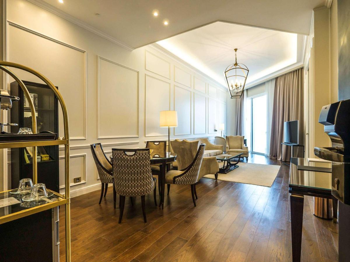 David Tower Hotel Netanya By Prima Hotels - 16 Years Plus Eksteriør billede A living room in a suite at the hotel